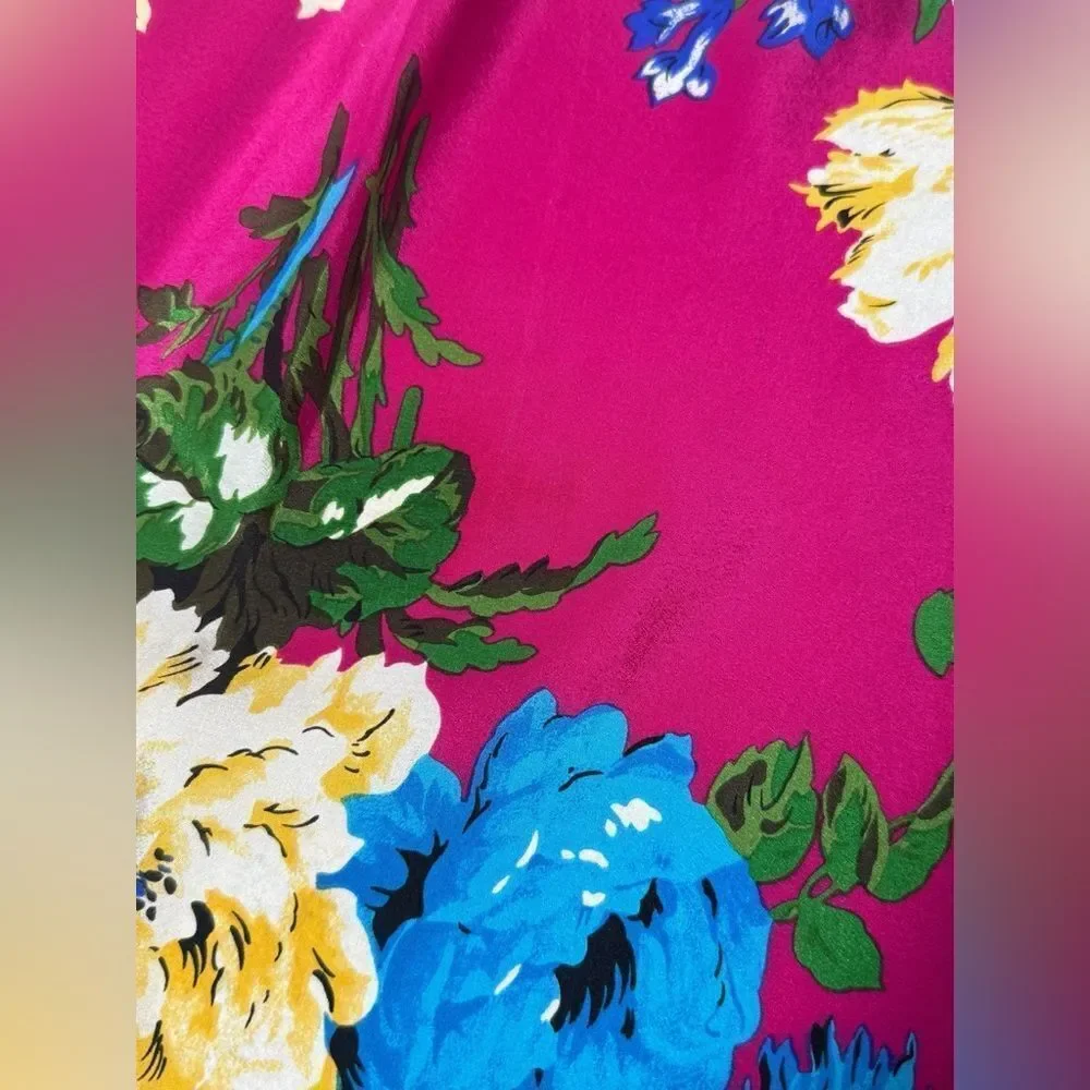 Club Echo Vintage Gorgeous Vivid Magenta Floral Silk Scarve